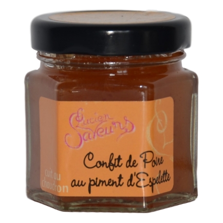 Pears confit with Espelette chili